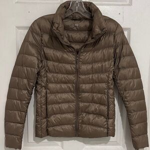 Uniqlo Women's Taupe Puffer Jacket